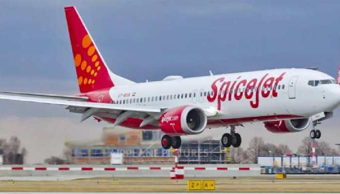 SpiceJet’s 90 pilots to undergo re-training after DGCA imposes fine on the airline SpiceJet’s 90 pilots to undergo re-training after DGCA imposes fine on the airline