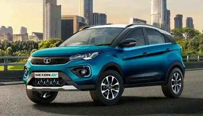 Tata Motors delivers 51 electric cars in Nagpur including Nexon EV MAX