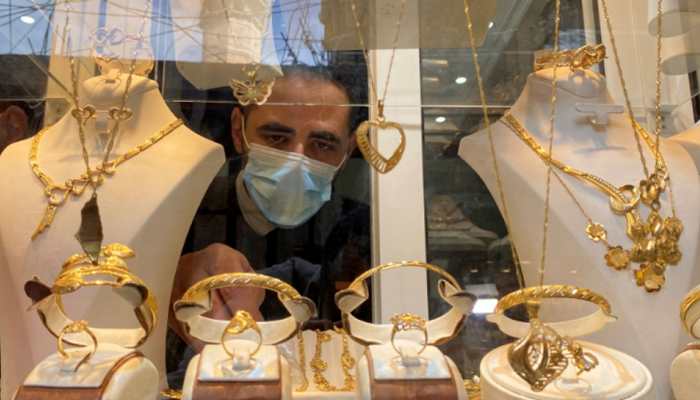 Gold prices today, June 8: Gold fall by Rs 250, check prices of yellow metal in your city