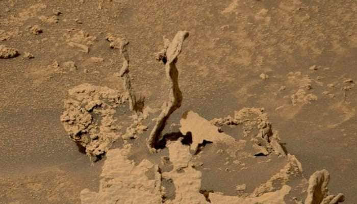 Strange twisted rock towers on Mars, NASA&#039;s Curiosity rover releases pictures of THIS