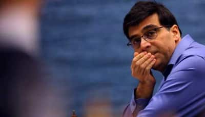 Norway Chess: Magnus Carlsen takes sole lead as Viswanathan Anand loses to Shakhriyar Mamedyarov
