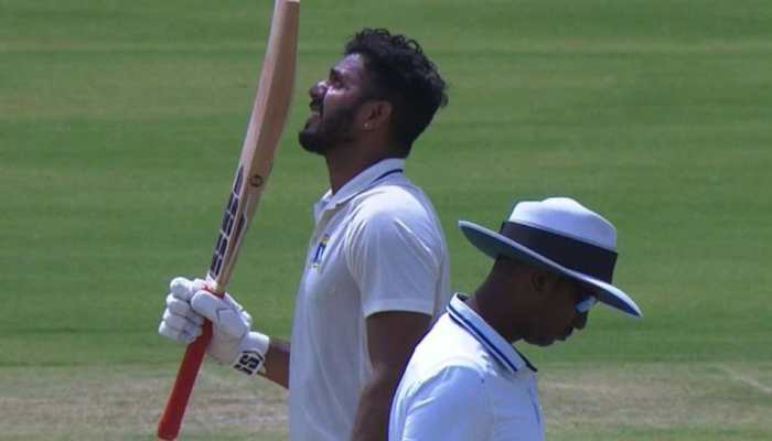 Manoj Tiwary first sitting MLA to slam Ranji Trophy century? Twitter is in awe of Bengal batter