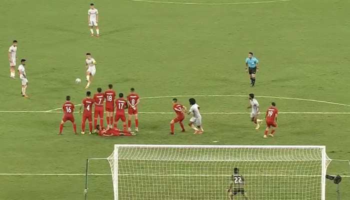 WATCH: Sunil Chhetri&#039;s stunning free-kick video in India&#039;s win over Afghanistan goes viral