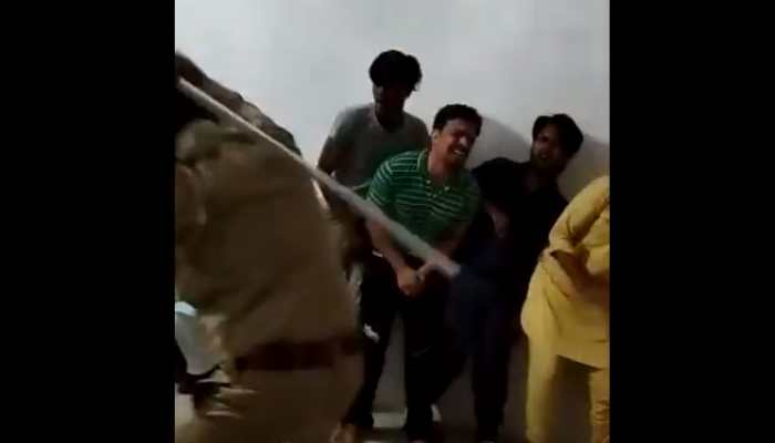 &#039;Return Gift to rioters&#039;: UP Cops brutally thrash accused, MLA Shalab Mani Tripathi&#039;s tweet goes viral