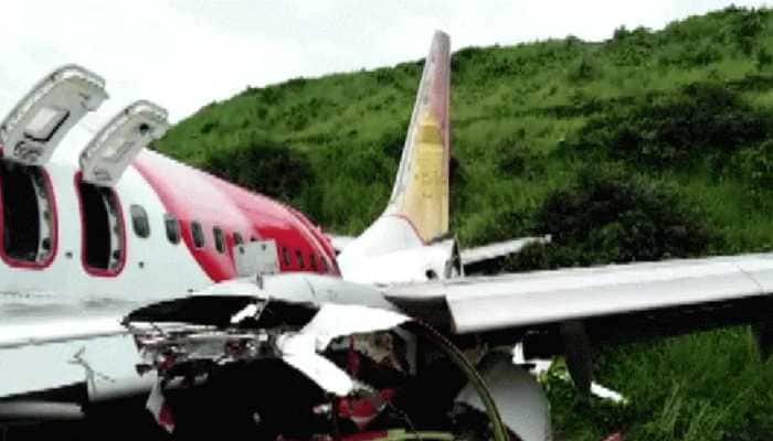 DGCA orders probe in crash landing of trainer aircraft in UP