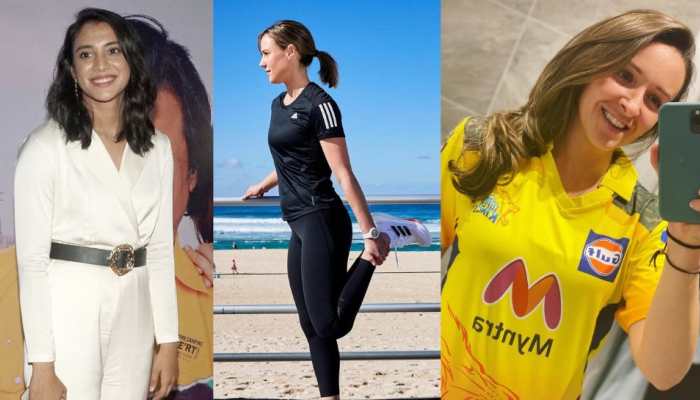 Smriti Mandhana (from left), Ellyse Perry and Kate Cross. (Source: Twitter)