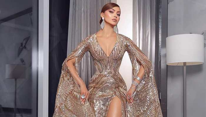 Urvashi Rautela's 'shocking' reaction to fans shouting 'Rishabh Pant's name at an event goes viral - Watch
