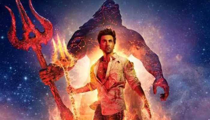 Brahmastra trailer BRUTALLY trolled, fans review it as &#039;Aquaman mixed with Avengers&#039; - Watch