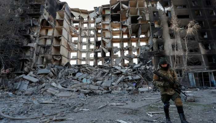 Ukraine-Russia war: French President  Macron, German Chancellor Scholz and Italian PM Draghi arrive in worn-torn Kyiv