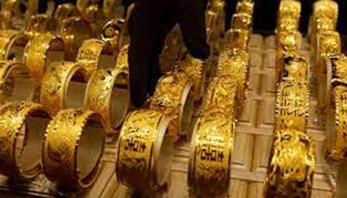 Gold rates bounce back, up by Rs 400, Check gold prices in your city