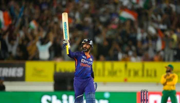 India vs SA 4th T20I: Dinesh Karthik breaks MS Dhoni&#039;s BIG record with maiden T20I fifty in Rajkot