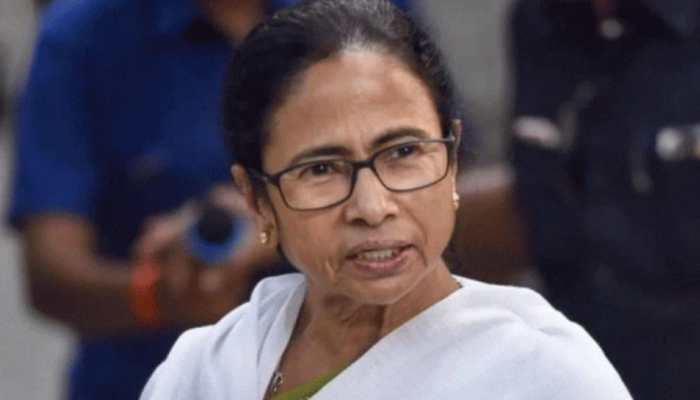 &#039;We give jobs, you eat jobs&#039;, Mamata Banerjee&#039;s allegation STIRS controversy