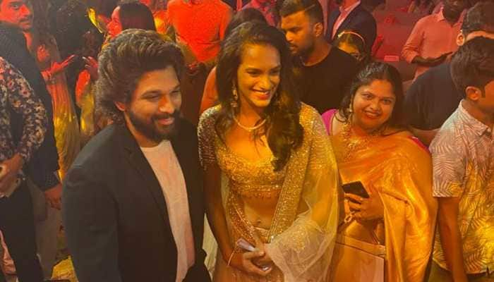 When Pushpa aka Allu Arjun met PV Sindhu, their viral pic surfaces online!