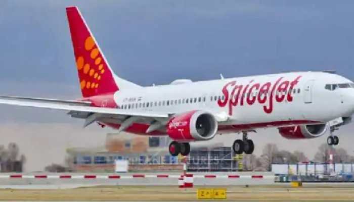 Guwahati-bound SpiceJet flight aborts take off at Patna airport, pilots detect technical glitch