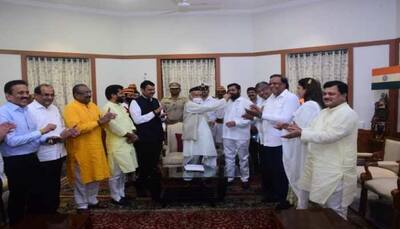 Maharashtra Political Crisis: Devendra Fadnavis may adopt '6:1 RATIO' to accommodate rebels in the cabinet!