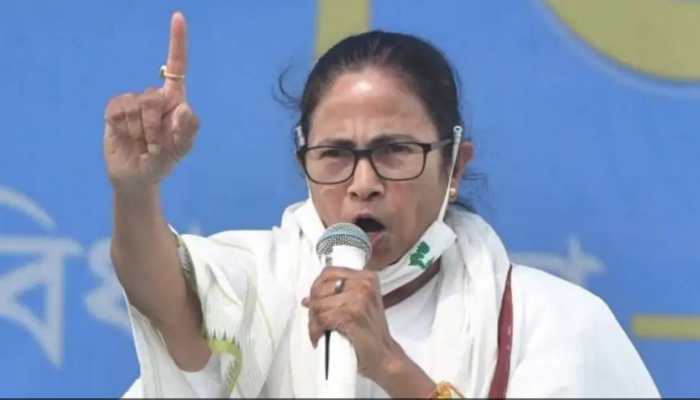 Mamata Banerjee BIG SECURITY LAPSE! Man climbs up wall of CM's residence, spends whole night inside