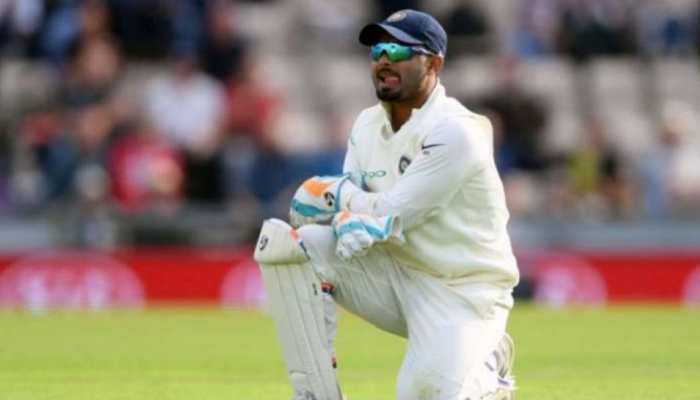 IND vs ENG, 5th Test: Twitter trolls Rishabh Pant for taking two bad reviews