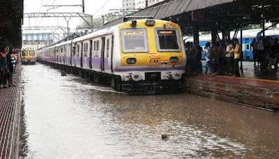 Indian Railways UPDATE: Mumbai local train services hit due to heavy rains, passengers stranded for hours