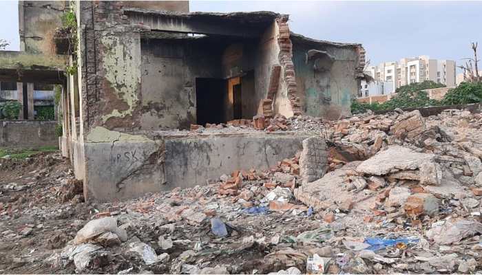 Patna HC stays demolition drive in Nepali Nagar, but DM says it&#039;s already finished