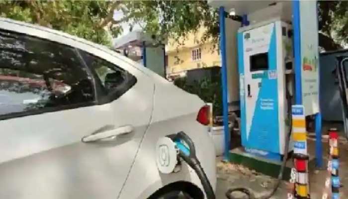 Good news for EV buyers in Noida! All new buildings to get charging station