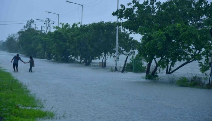 Rain alert! Flood-like condition in parts of Maharashtra, evacuation on- WATCH