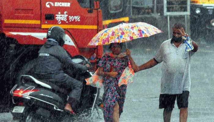 Maharashtra rains: IMD issues 'Red' alert for five districts, 'Orange' for Mumbai