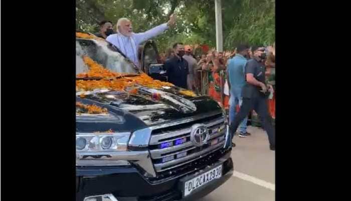 PM Narendra Modi visits pilgrim town of Deoghar, poster war erupts between BJP and JMM to welcome him
