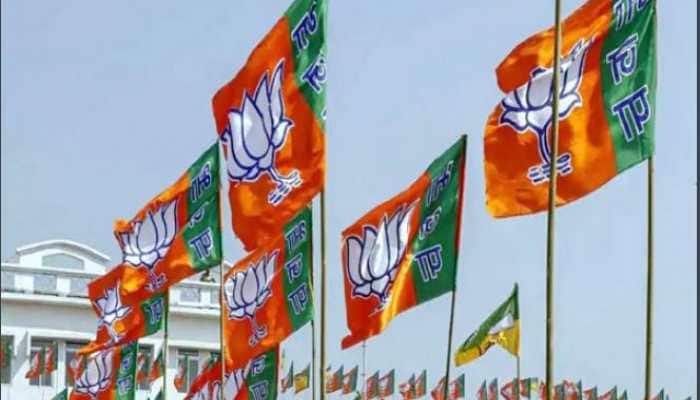 Mission South: BJP to hold 'Palle Gosa - BJP Bharosa' programme in Telangana from July 21 to oust KCR government in 2023 Assembly polls | India News | Zee News