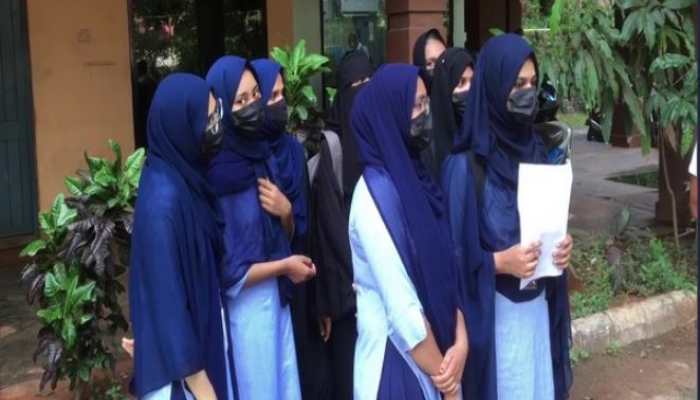 Hijab ban: Supreme Court to hear next week pleas against Karnataka High Court order 