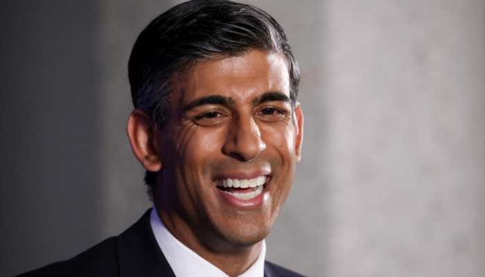 Indian-origin Rishi Sunak, whose resignation helped precipitate Boris Johnson's fall, tops first vote to be next UK PM