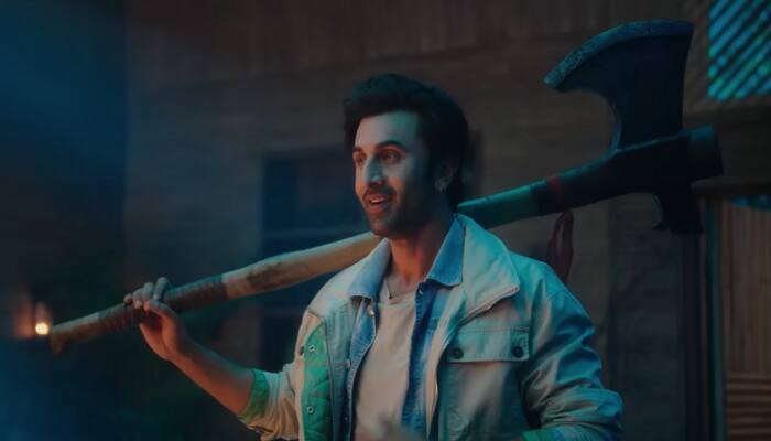 Say Whaaat? Ranbir Kapoor wants to be a stand-up comic, watch what he told Comicstaan gang!