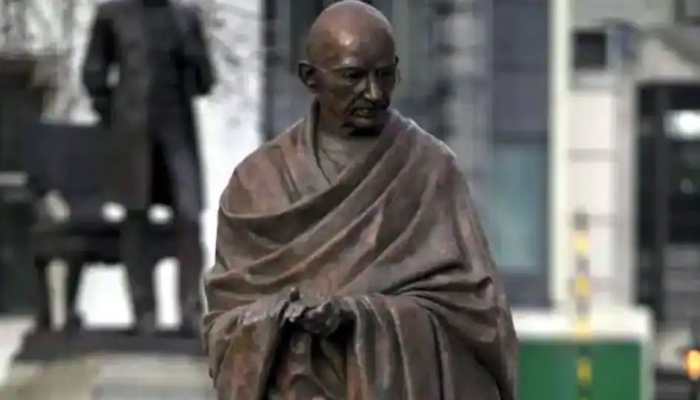 Mahatma Gandhi&#039;s statue vandalised in Punjab&#039;s Bathinda, probe on
