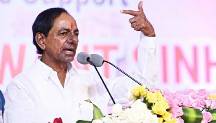 Telangana floods: &#039;Foreign hand&#039; behind cloudburst, says CM KCR; BJP calls it &#039;Joke of the century&#039;