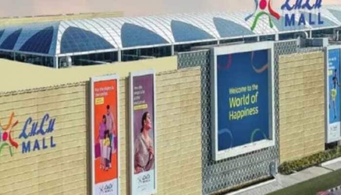 Ayodhya seer tries to 'PURIFY' Lucknow's Lulu Mall, DETAINED