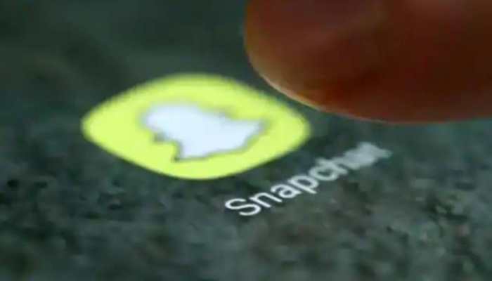 Snapchat reports $422 million loss in Q2, shares tank 25%