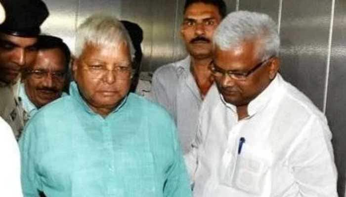 Lalu Prasad Yadav&#039;s former OSD Bhola Yadav arrested in land-for-jobs scam