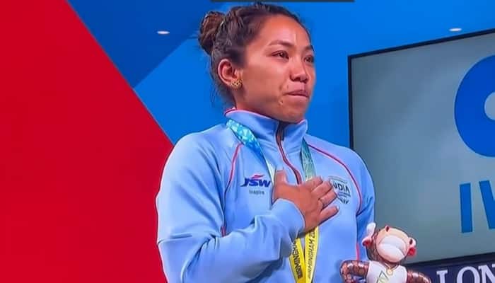 Mirabai Chanu clinches CWG gold medal and gets emotional singing national anthem - WATCH