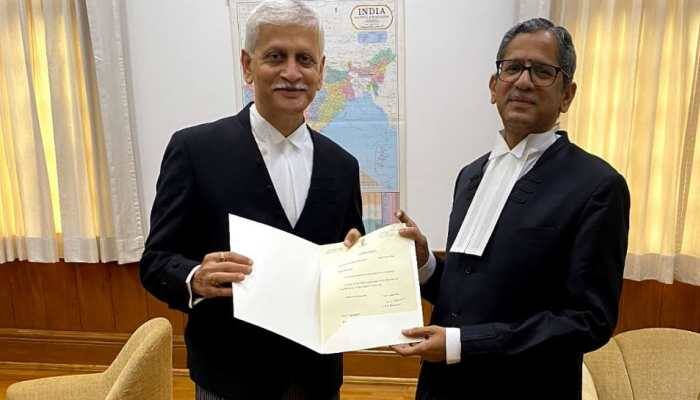 CJI NV Ramana recommends Justice UU Lalit as his successor to Centre