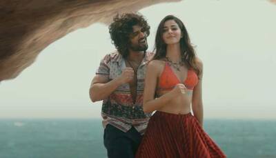 Aafat song: Vijay Deverakonda and Ananya Panday's steamy chemistry in new Liger track will leave you bowled - Watch