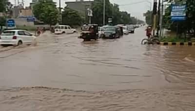 Gurugram rains! Waterlogging triggers traffic snarls- WATCH