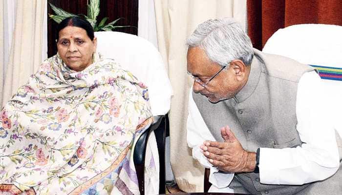 Rabri Devi APPROVES Nitish Kumar's name as Bihar Chief Minister, JDU supremo seeks time to meet Governor