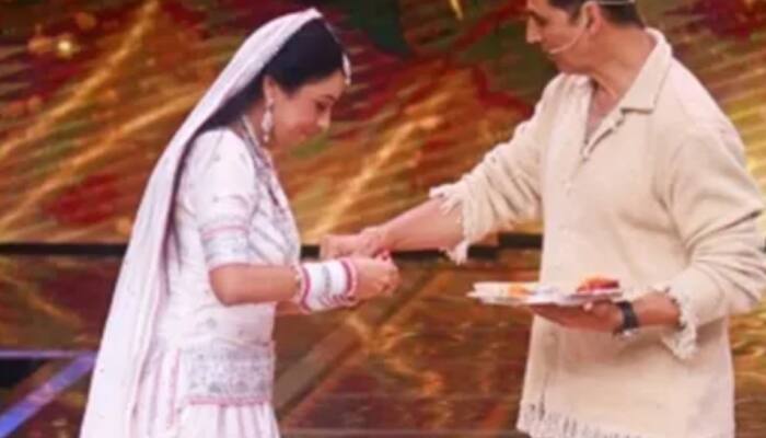 ‘Anupmaa’ star Rupali Ganguly ties rakhi to Akshay Kumar, reveals first time she tied rakhi to ‘Raksha Bandhan’ star in 1992