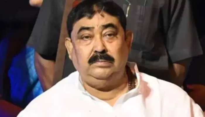 CBI reaches TMC leader Anubrata Mondal’s Birbhum residence in cattle smuggling case