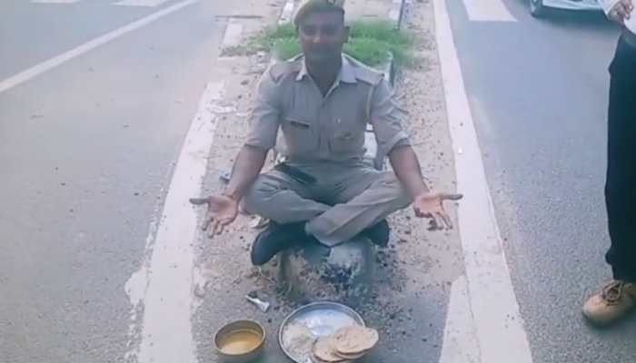 Viral video: &#039;Given food which even animals can&#039;t eat&#039;, UP cop bursts into tear - Watch!