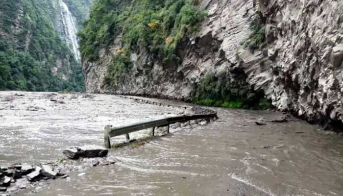 Himachal Pradesh rain havoc: Two dead, shops and vehicles washed away, roads blocked 