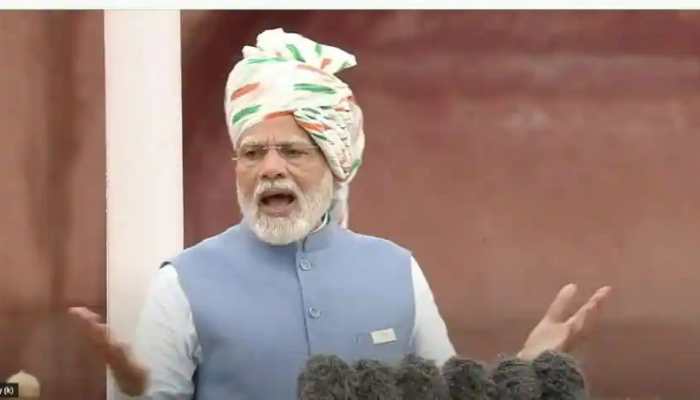 Independence Day 2022 speech: PM Narendra Modi gives push to electric vehicles, calls for &#039;Make-in-India&#039;