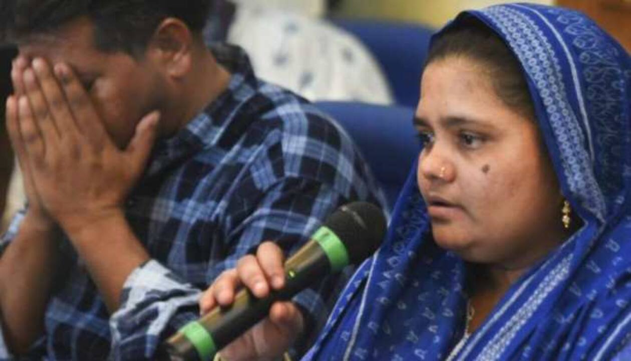 Gujarat Sex Rape - Bilkis Bano gang rape case: All 11 life imprisonment convicts released  under Gujarat remission policy | India News | Zee News