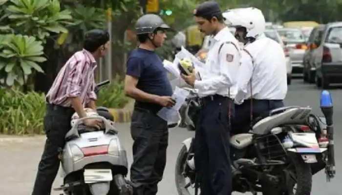 Delhi Traffic police launches special drive: Penalise vehicles over pressure horns, modified silencers