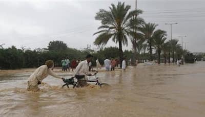 Flash floods in Afghanistan kill 10, damage several houses