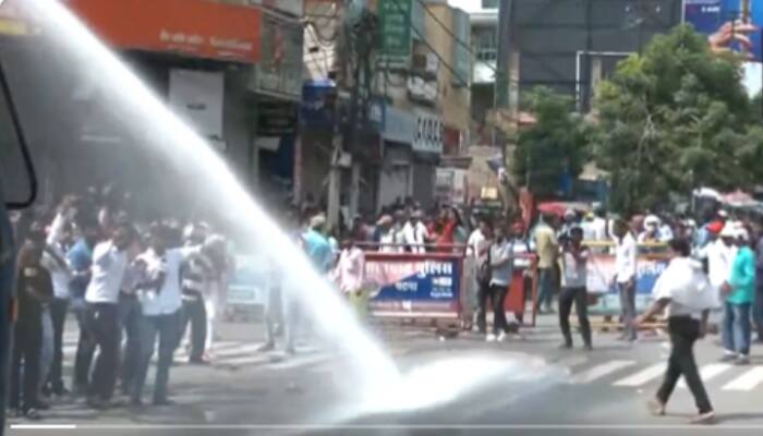 Bihar: Protesting job aspirants BRUTALLY beaten by cops, Congress calls it 'unacceptable'
